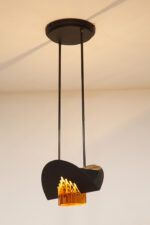 Czarna matowa stalowa jednopunktowa lampa sufitowa z siedmioma półprzeźroczystym ręcznie formowanymi miodowymi plastrami ze szkła Murano, AV Mazzega, Włochy, lata 80. - obrazek 42