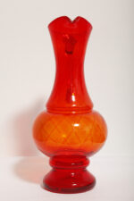 Duży szklany czerwony dzbanek "Verona", projekt Ludwik Fiedorowicz, Huta Szkła Gospodarczego "Ząbkowice" w Dąbrowie Górniczej, Polska, wzór z 1982 roku - obrazek 3