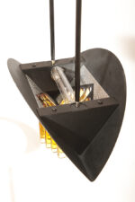 Czarna matowa stalowa jednopunktowa lampa sufitowa z siedmioma półprzeźroczystym ręcznie formowanymi miodowymi plastrami ze szkła Murano, AV Mazzega, Włochy, lata 80. - obrazek 46