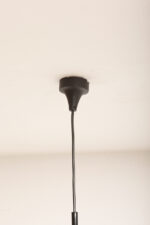 Nieduża jednopunktowa lampa wisząca/sufitowa z czarnym satynowym kloszem z tworzywa i metalowym srebrnym odbłyśnikiem, projekt Arnold Berges dla Staff Leuchten, Model 5518/19/38, Niemcy, lata 70. - obrazek 37