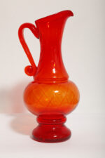 Duży szklany czerwony dzbanek "Verona", projekt Ludwik Fiedorowicz, Huta Szkła Gospodarczego "Ząbkowice" w Dąbrowie Górniczej, Polska, wzór z 1982 roku - obrazek 4