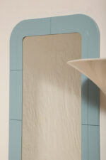 Prostokątne lustro ścienne osadzone w modułowej niebieskiej lekkiej ramie z tworzywa z zaokrąglonymi rogami, Anna Castelli Ferrieri, firma Kartell, Włochy, lata 60. - obrazek 61