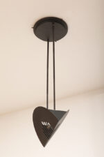 Czarna matowa stalowa jednopunktowa lampa sufitowa z siedmioma półprzeźroczystym ręcznie formowanymi miodowymi plastrami ze szkła Murano, AV Mazzega, Włochy, lata 80. - obrazek 63