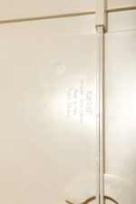 Prostokątne lustro ścienne osadzone w modułowej niebieskiej lekkiej ramie z tworzywa z zaokrąglonymi rogami, Anna Castelli Ferrieri, firma Kartell, Włochy, lata 60. - obrazek 62