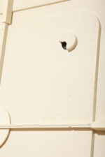 Prostokątne lustro ścienne osadzone w modułowej niebieskiej lekkiej ramie z tworzywa z zaokrąglonymi rogami, Anna Castelli Ferrieri, firma Kartell, Włochy, lata 60. - obrazek 75