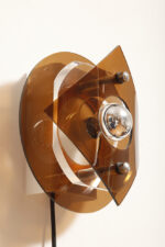 Okrągły półprzezroczysty kinkiet w stylu Space Age złożony z kilku równolegle ustawionych względem siebie płaszczyzn z akrylu/pleksi, firma Herda, Holandia, lata 70. - obrazek 10