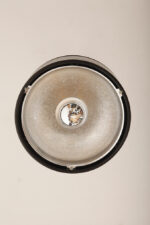 Nieduża jednopunktowa lampa wisząca/sufitowa z czarnym satynowym kloszem z tworzywa i metalowym srebrnym odbłyśnikiem, projekt Arnold Berges dla Staff Leuchten, Model 5518/19/38, Niemcy, lata 70. - obrazek 10