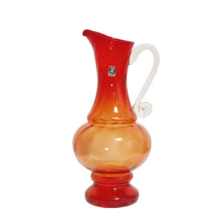 Duży szklany pomarańczowo-czerwony dzbanek "Verona" z przezroczystym uchem, projekt Ludwik Fiedorowicz, Huta Szkła Gospodarczego "Ząbkowice" w Dąbrowie Górniczej, Polska, wzór z 1982 roku