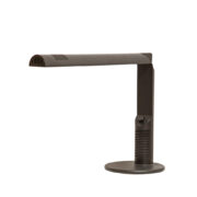 Czarna minimalistyczna jednopunktowa lampa biurkowa ze ściemniaczem "Abele" z metalu i tworzywa, projekt Gianfranco Frattini dla firmy Luci illuminazione (Lucitalia), Włochy, wzór z 1979 roku