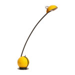 Wysoka jednopunktowa żółta lampa nocna/biurkowa "Alina" z tworzywa (ABS) z regulowaną wysokością nachylenia z czarną podstawą i ruchomym kloszem, Valenti Luce, Włochy, lata 70/80.