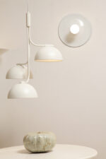 Jednopunktowa okrągła lakierowana na biało w połysku aluminiowa lampa ścienna/kinkiet, Space Age, firma Biffi, Włochy - obrazek 11