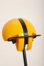 Wysoka jednopunktowa żółta lampa nocna/biurkowa "Alina" z tworzywa (ABS) z regulowaną wysokością nachylenia z czarną podstawą i ruchomym kloszem, Valenti Luce, Włochy, lata 70/80. - obrazek 14