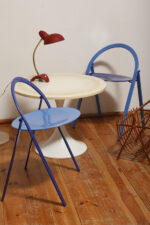 Masywny i ciężki stolik kawowy / pomocnik / typu "Tulip" z okrągłym kamiennym/marmurowym blatem na metalowej rozszerzającej się do dołu nodze w stylu projektów Eero Saarinena, Space Age, Włochy, lata 70. - obrazek 26