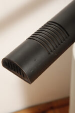 Czarna minimalistyczna jednopunktowa lampa biurkowa ze ściemniaczem "Abele" z metalu i tworzywa, projekt Gianfranco Frattini dla firmy Luci illuminazione (Lucitalia), Włochy, wzór z 1979 roku - obrazek 15