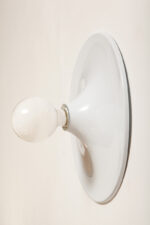 Jednopunktowa okrągła lakierowana na biało w połysku aluminiowa lampa ścienna/kinkiet, Space Age, firma Biffi, Włochy - obrazek 15