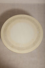 Masywny i ciężki stolik kawowy / pomocnik / typu "Tulip" z okrągłym kamiennym/marmurowym blatem na metalowej rozszerzającej się do dołu nodze w stylu projektów Eero Saarinena, Space Age, Włochy, lata 70. - obrazek 33