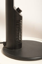 Czarna minimalistyczna jednopunktowa lampa biurkowa ze ściemniaczem "Abele" z metalu i tworzywa, projekt Gianfranco Frattini dla firmy Luci illuminazione (Lucitalia), Włochy, wzór z 1979 roku - obrazek 19