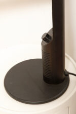 Czarna minimalistyczna jednopunktowa lampa biurkowa ze ściemniaczem "Abele" z metalu i tworzywa, projekt Gianfranco Frattini dla firmy Luci illuminazione (Lucitalia), Włochy, wzór z 1979 roku - obrazek 62