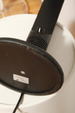 Czarna minimalistyczna jednopunktowa lampa biurkowa ze ściemniaczem "Abele" z metalu i tworzywa, projekt Gianfranco Frattini dla firmy Luci illuminazione (Lucitalia), Włochy, wzór z 1979 roku - obrazek 67