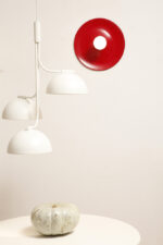 Duża jednopunktowa okrągła lakierowana na czerwono w połysku aluminiowa lampa ścienna/kinkiet, Space Age, Włochy, lata 70 - obrazek 13