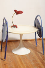 Masywny i ciężki stolik kawowy / pomocnik / typu "Tulip" z okrągłym kamiennym/marmurowym blatem na metalowej rozszerzającej się do dołu nodze w stylu projektów Eero Saarinena, Space Age, Włochy, lata 70. - obrazek 14