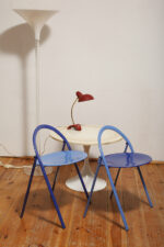 Składane metalowe krzesło "Clio" okrągłym granatowym siedziskiem i niebieskim oparciem i nogami, projekt Giorgio Cattelan dla firmy Cidue, Włochy, lata 70. - obrazek 10