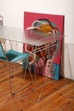 Komplet czterech krzeseł stołowych z siedziskami i oparciami z blachy perforowanej w czterech różnych kolorach osadzonymi na metalowych chromowanych rurkach, Rolf Rahmlow, Niemcy, lata 80. - obrazek 6