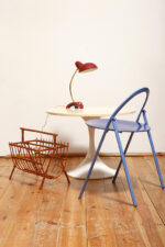 Drewniany lakierowany lekki ażurowy pleciony gazetnik /pojemnik lub stojak na gazety w stylu Mid Century Modern z jedną komorą użytkową , lata 70. - obrazek 17