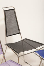Komplet czterech krzeseł stołowych z siedziskami i oparciami z blachy perforowanej w czterech różnych kolorach osadzonymi na metalowych chromowanych rurkach, Rolf Rahmlow, Niemcy, lata 80. - obrazek 32