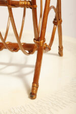 Drewniany lakierowany lekki ażurowy pleciony gazetnik /pojemnik lub stojak na gazety w stylu Mid Century Modern z jedną komorą użytkową , lata 70. - obrazek 19