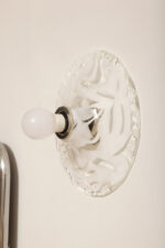 Jednopunktowa mlecznobiała okrągła lampa ścienna/kinkiet w niesymetryczne wzory ze szkła Murano, Space Age, La Murrina, Włochy, lata 70 - obrazek 2