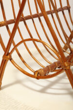 Drewniany lakierowany lekki ażurowy pleciony gazetnik /pojemnik lub stojak na gazety w stylu Mid Century Modern z jedną komorą użytkową , lata 70. - obrazek 25