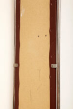 Wolnostojący podłogowy wieszak/garderoba na ubrania złożony z prostokątnego panelu otoczonego metalową chromowaną rurą obitego brązowym skajem z trzema masywnymi okrągłymi zawieszkami z tworzywa, Space Age, Włochy, lata 60/70 - obrazek 26