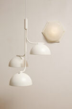 Duża metalowa biała trzypunktowa lampa wisząca/sufitowa "Tullio 3", Anker Studio dla Nordlux, Dania, około 2020 rok - obrazek 29