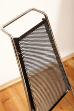 Komplet czterech krzeseł stołowych z siedziskami i oparciami z blachy perforowanej w czterech różnych kolorach osadzonymi na metalowych chromowanych rurkach, Rolf Rahmlow, Niemcy, lata 80. - obrazek 55