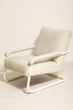 Masywny niski fotel wypoczynkowy w stylu Bauhaus na metalowej rurowej ramie obity białą/ecru skórą naturalną, projekt Jan des Bouvrie dla Gelderland, Model 4751, Holandia, lata 80. - obrazek 7