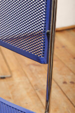 Komplet czterech krzeseł stołowych z siedziskami i oparciami z blachy perforowanej w czterech różnych kolorach osadzonymi na metalowych chromowanych rurkach, Rolf Rahmlow, Niemcy, lata 80. - obrazek 13