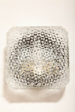 Szklany masywny fakturowy przeźroczysto lodowy kwadratowy jednopunktowy kinkiet/lampa ścienna z czarnym uchwytem z tworzywa, RZB (Rudolf Zimmermann Bamberg) Leuchten, Niemcy, lata 70. - obrazek 14