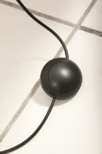 Dwupunktowa filigranowa lampa podłogowa z regulowaną wysokością jasnoszarego klosza z lekkiego półprzepuszczalnego tworzywa/akrylu i metalową grafitową podstawą, Space Age, Gepo, Holandia, lata 70. - obrazek 15