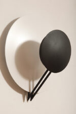 Okrągła metalowa jednopunktowa biało-czarna lampa ścienna/kinkiet, Model Vega 3365/33, projekt Luciano Cesaro i Fabio Amico dla firmy Tre Ci Luce, Włochy, wzór z 1985 roku - obrazek 17