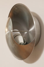 Srebrny lekki jednopunktowy kinkiet/lampa ścienna ze szczotkowanego aluminium "Yin-Yang" TYP C1636, projekt Hermiana Sneydersa de Vogel dla Raak Amsterdam, Holandia, lata 70. - obrazek 18