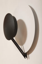 Okrągła metalowa jednopunktowa biało-czarna lampa ścienna/kinkiet, Model Vega 3365/33, projekt Luciano Cesaro i Fabio Amico dla firmy Tre Ci Luce, Włochy, wzór z 1985 roku - obrazek 2