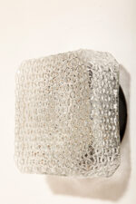 Szklany masywny fakturowy przeźroczysto lodowy kwadratowy jednopunktowy kinkiet/lampa ścienna z czarnym uchwytem z tworzywa, RZB (Rudolf Zimmermann Bamberg) Leuchten, Niemcy, lata 70. - obrazek 21