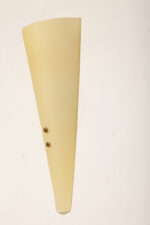 Duża (42 cm)smukła lampa ścienna/kinkiet ze szklanym dwuwarstwowym  jasnożółtym matowym kloszem osadzonym na metalowej oprawie, Steinhauer, Holandia, po 2000 roku - obrazek 21