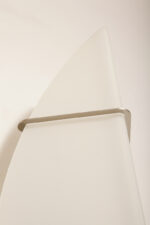 Bardzo duża (70 cm) dwupunktowa lampa ścienna/kinkiet w kształcie półksiężyca ze szklanym matowym mlecznobiałym dwuwarstwowym kloszem, Metal-Lux, Włochy, około 2000 roku - obrazek 21