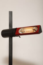 Smukła metalowa postmodernistyczna czarna lampa podłogowa Collona (Caltha) z regulowaną wysokością burgundowej głowicy, Gianfranco Frattini dla firmy Luci, Włochy, projekt z 1981 roku - obrazek 30