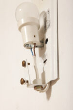 Duża (42 cm)smukła lampa ścienna/kinkiet ze szklanym dwuwarstwowym  jasnożółtym matowym kloszem osadzonym na metalowej oprawie, Steinhauer, Holandia, po 2000 roku - obrazek 23