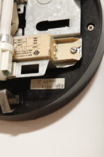 Szklany masywny fakturowy przeźroczysto lodowy kwadratowy jednopunktowy kinkiet/lampa ścienna z czarnym uchwytem z tworzywa, RZB (Rudolf Zimmermann Bamberg) Leuchten, Niemcy, lata 70. - obrazek 33