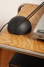 Czarna matowa jednopunktowa metalowa lampa biurkowa "Meridiana" z ruchomym ramieniem i kloszem, projekt Paolo Piva dla Stefano Cevoli, Włochy, wzór z 1983 roku - obrazek 38