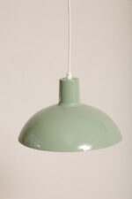 Jasnozielona metalowa jednopunktowa lampa wisząca/sufitowa  w kształcie kopuły, Polska, lata 80. - obrazek 4
